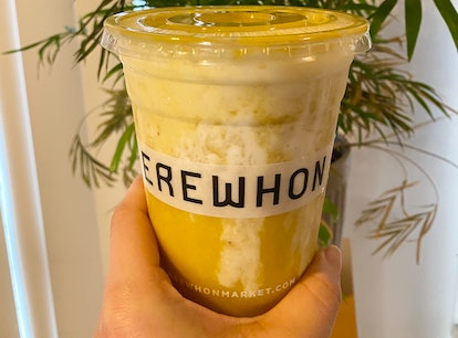 Bella Hadid's Erewhon smoothie recipe is inspired by orange creamsicles. 