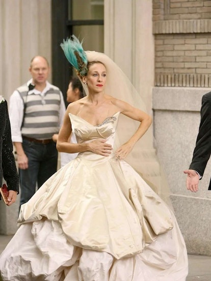 Carrie Bradshaw's 'Sex and the City' wedding dress made a return in 'And Just Like That.'